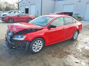 Volkswagen Jetta 1.8L 4 2015