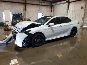 Toyota Camry 2.5L 4 2023