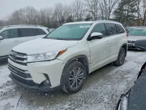 Toyota Highlander 3.5L 6 2018