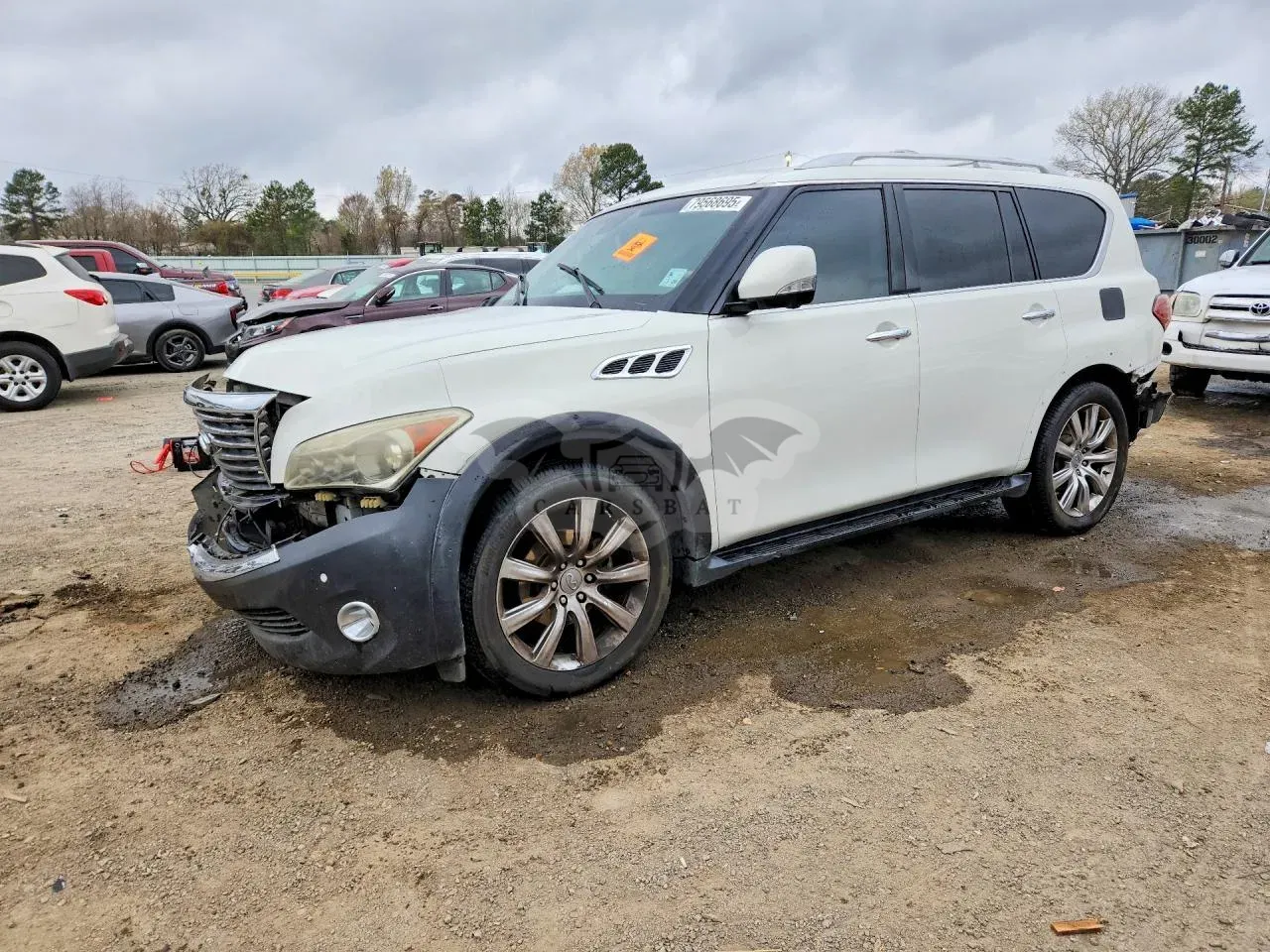Infiniti QX56 5.6L 8 2013