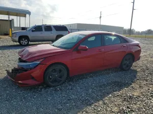 Hyundai Elantra 2.0L 4 2022