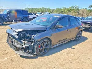 Ford Focus 2.0L 4 2017