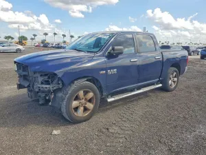 RAM 1500 5.7L 8 2015