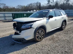 Nissan Pathfinder 3.5L 6 2023