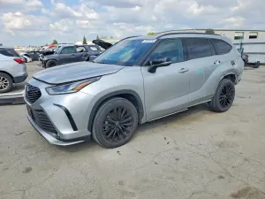 Toyota Highlander 2.4L 4 2024