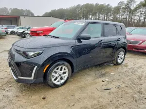 Kia Soul 2.0L 4 2025