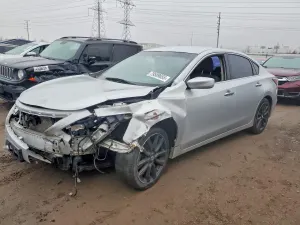 Nissan Altima 2.5L 4 2015