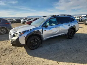 Subaru Outback 2.4L 4 2023