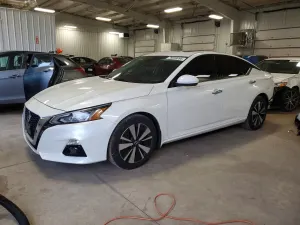 Nissan Altima 2.5L 4 2019