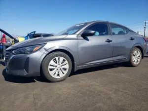 Nissan Sentra 2.0L 4 2025