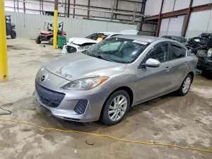 Mazda 3 2.0L 4 2012