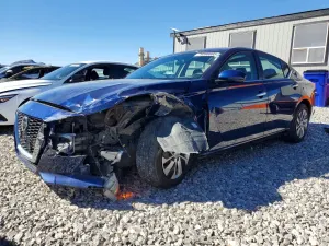 Nissan Altima 2.5L 4 2019