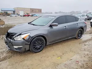 Nissan Altima 2.5L 4 2015