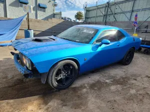 Dodge Challenger 6.4L 8 2016
