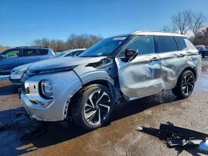 Mitsubishi Outlander 2.5L 4 2022