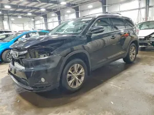Toyota Highlander 3.5L 6 2015