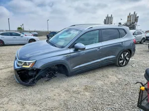 Volkswagen Taos 1.5L 4 2024
