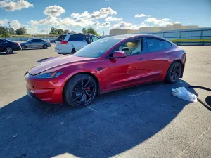 Tesla Model 3 2024