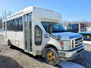 Ford Econoline 6.8L 10 2017