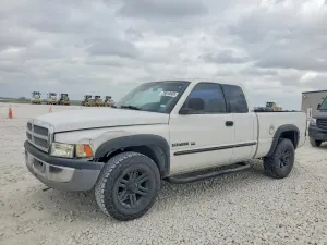 Dodge RAM 5.9L 8 2000