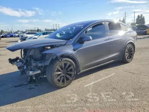 Tesla Model X 2022