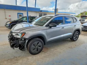 Volkswagen Taos 1.5L 4 2025