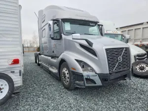 Volvo VNL 12.8L 6 2021