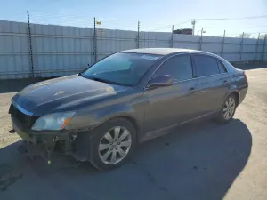 Toyota Avalon 3.5L 6 2005