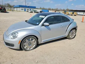 Volkswagen Beetle 2.5L 5 2012