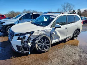Subaru Forester 2.5L 4 2024
