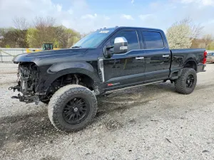 Ford F-250 6.7L 8 2025