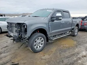 Ford F-350 6.7L 8 2026