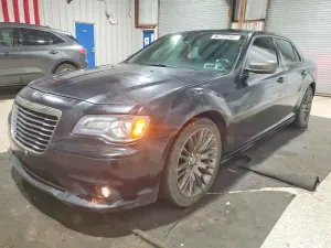 Chrysler 300C 5.7L 8 2013