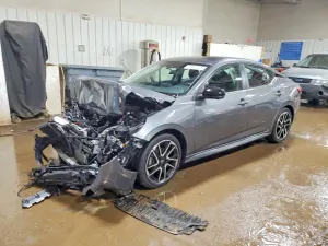 Nissan Sentra 2.0L 4 2025