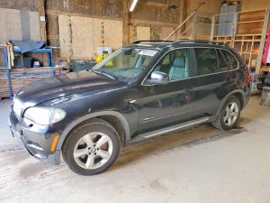 BMW X5 4.4L 8 2011