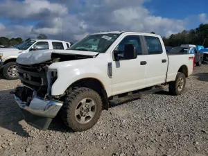 Ford F-250 6.2L 8 2021