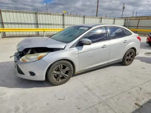 Ford Focus 2.0L 4 2013