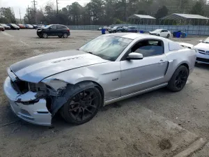 Ford Mustang 5.0L 8 2014