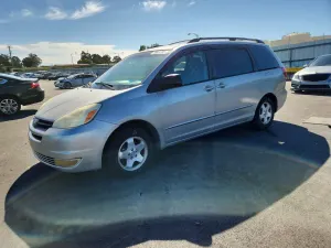 Toyota Sienna 3.3L 6 2004