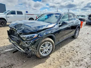 Mercedes-Benz GLC 2.0L 4 2025