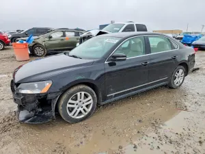 Volkswagen Passat 2.0L 4 2013