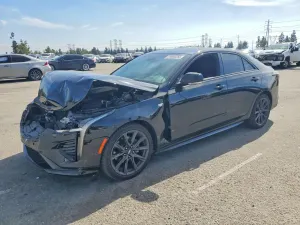 Cadillac CT4 2.0L 4 2025