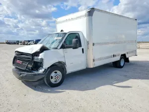 GMC Savana 6.6L 8 2021