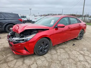 Hyundai Elantra 2.0L 4 2022
