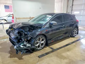 Ford Focus 2.0L 4 2017