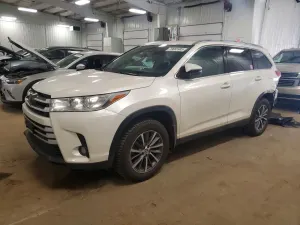 Toyota Highlander 3.5L 6 2019