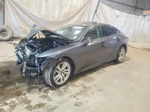Lexus IS 2.0L 4 2021