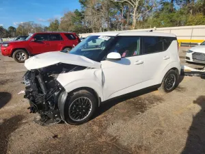 Kia Soul 2.0L 4 2025