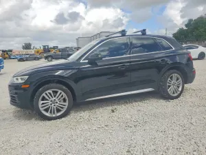 Audi Q5 2.0L 4 2018