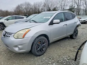 Nissan Rogue 2.5L 4 2013